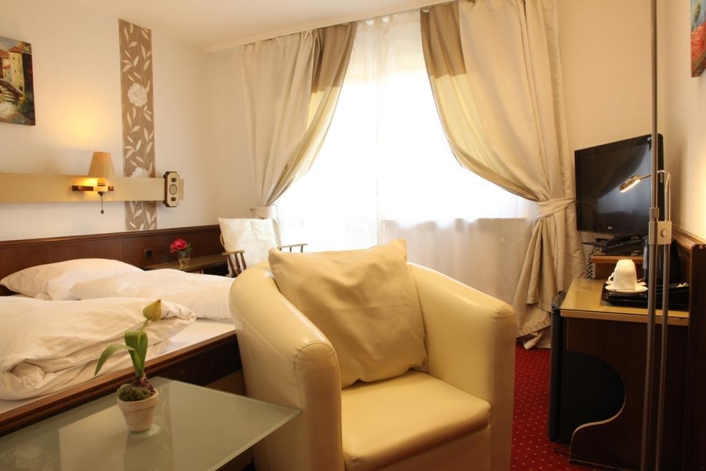 Kurhotel Würdinger Hof Bad Füssing Habitación foto